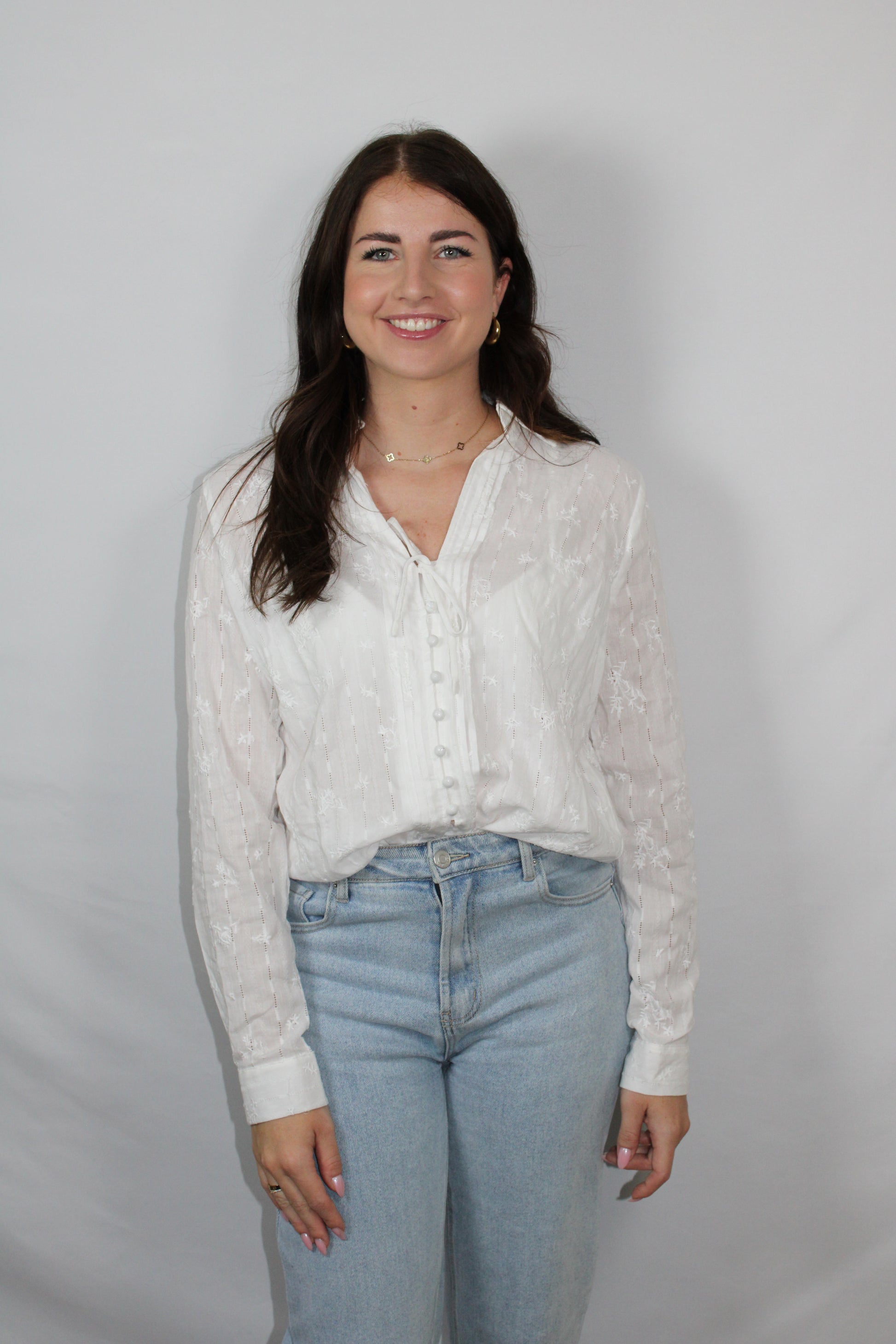 Blouse Fiene wit – witte dames blouse katoen | Myjewellen