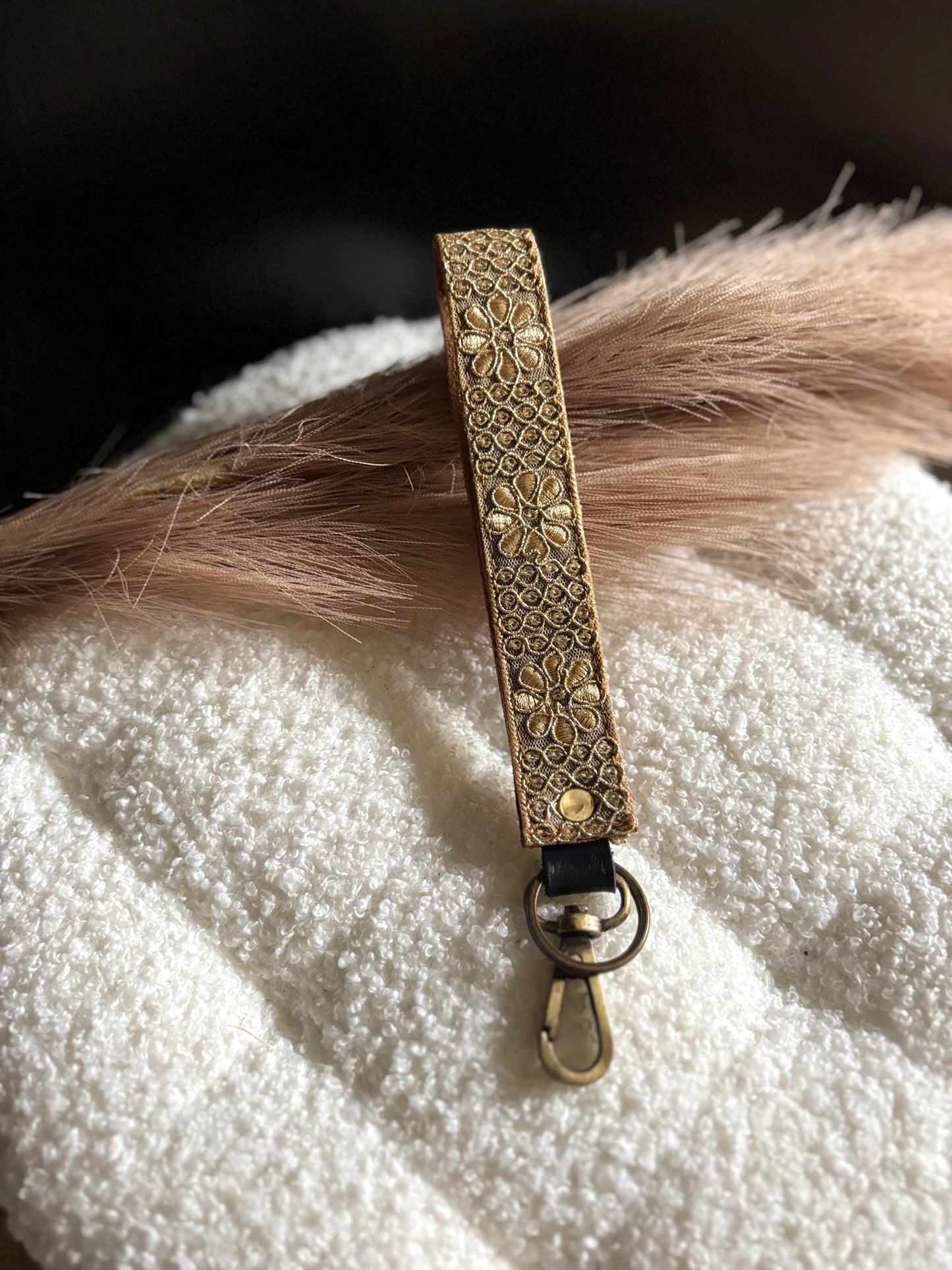 Sleutelhanger | Bloem goud