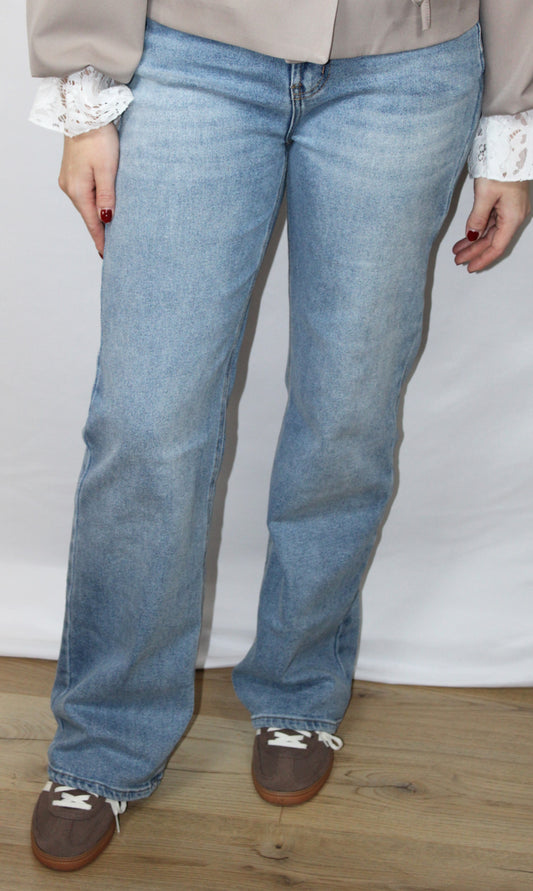 Straight Leg Jeans Britt