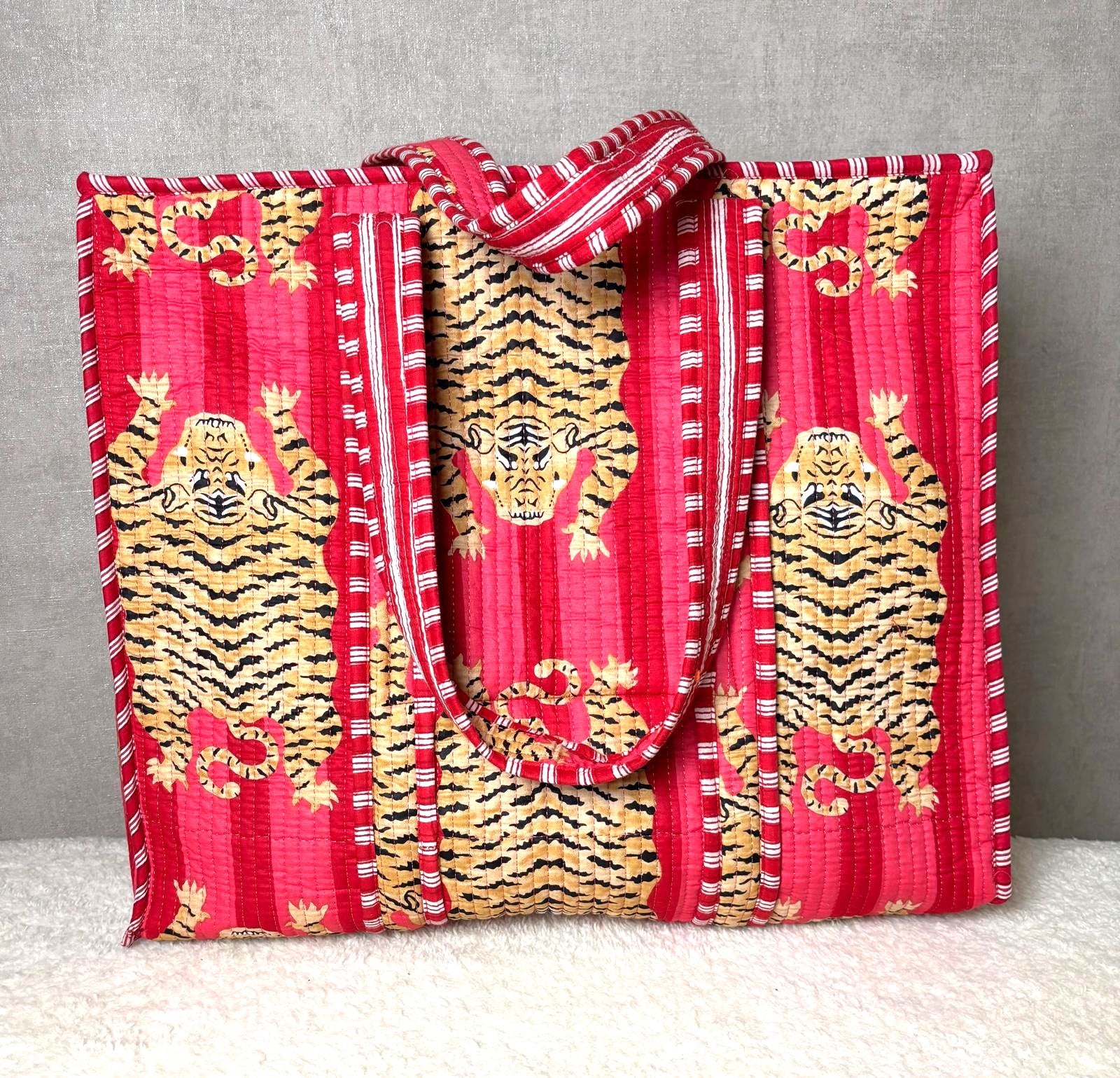 Rode shopper strandtas | ruime en duurzame tas met ritsvak| Myjewellen