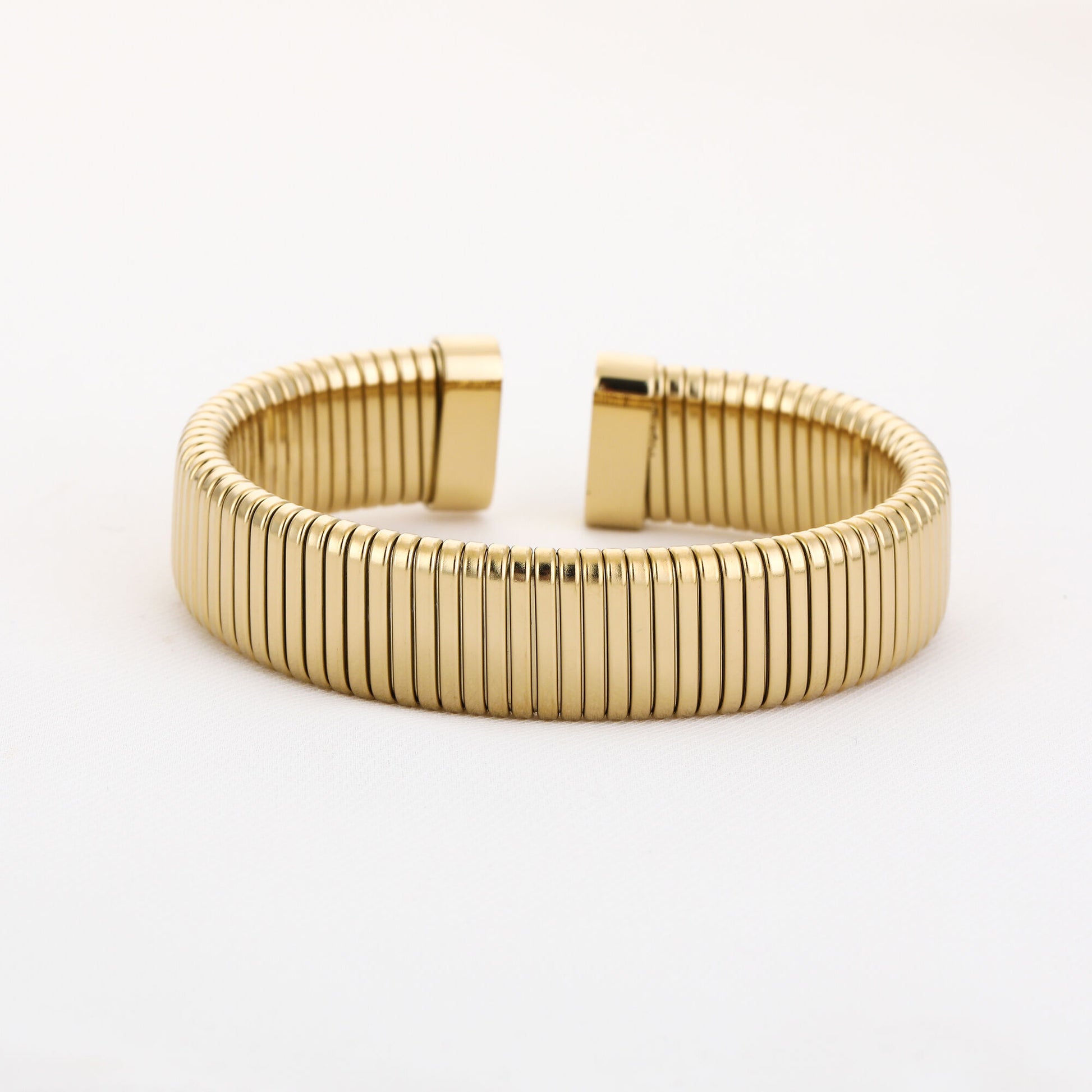 Gouden bangle armband van stainless steel – Bangle Noor Goud – Myjewellen