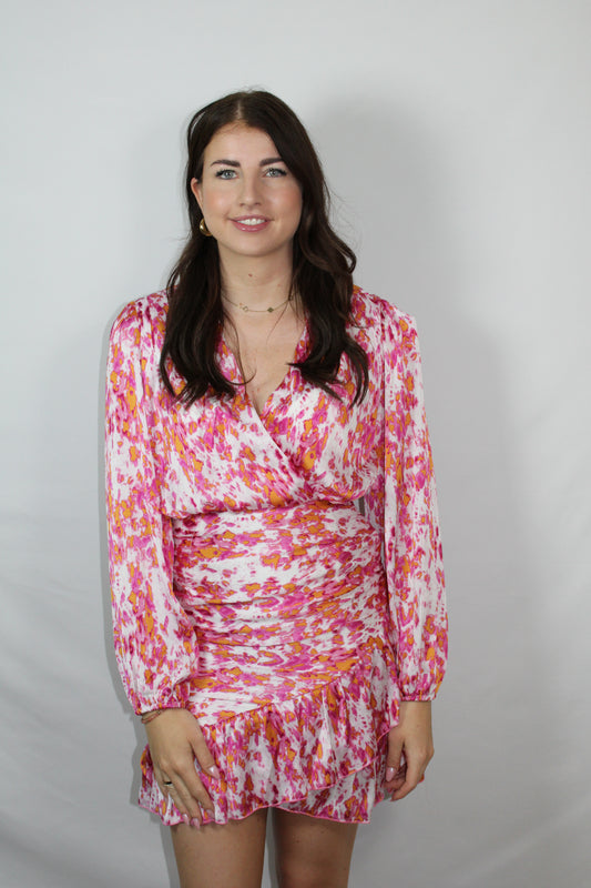 Oranje‑rood jurkje met lange mouwen en speelse ruches, feestelijke damesjurk in S/M/L | Myjewellen