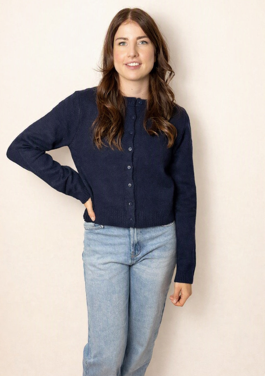 Zachte marineblauwe soft knit cardigan met knopen voor dames van Myjewellen