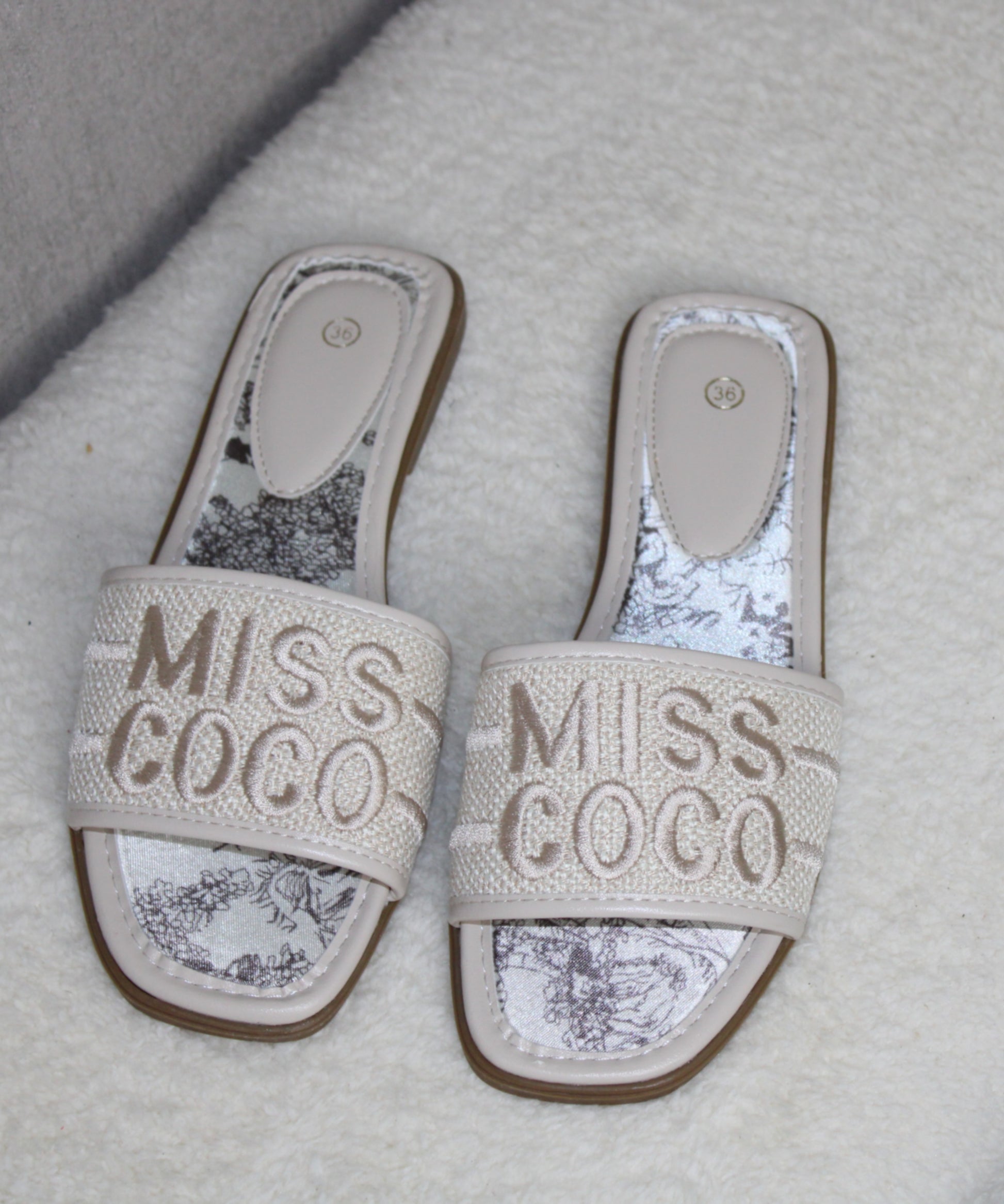 trendy beige slipper dames | Myjewellen