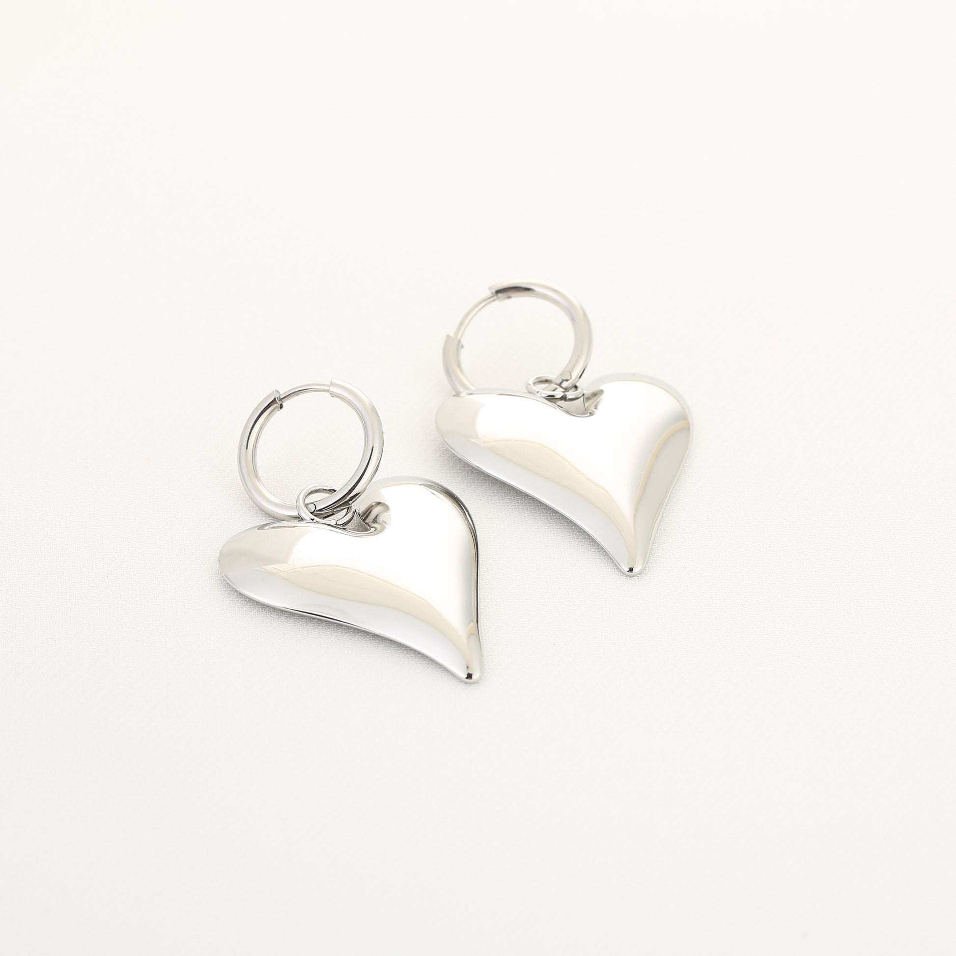Elegante zilveren stainless steel hart oorbellen | Myjewellen